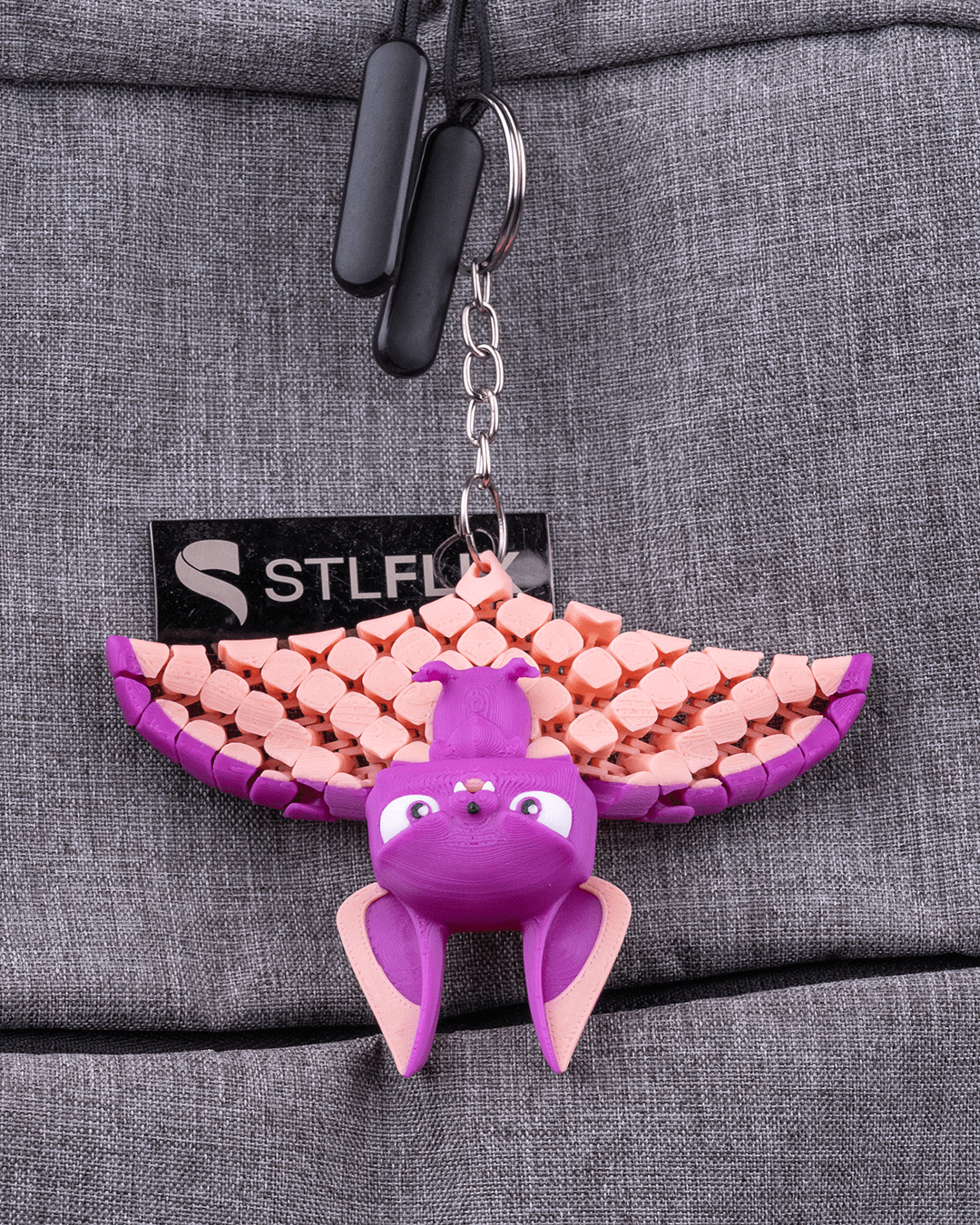 🦇 Articulated Bat Keychain 🦇