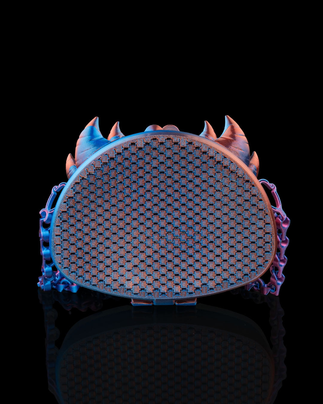 Dracopack – Dragon-Inspired Chainmail Purse in blue and copper with a dragon-spiked frame by 3DPRINTSWA from Purses