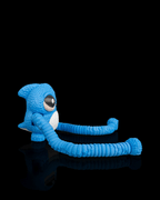 Gnasher blue articulated sea creature with long linked limbs displayed as a fidget toy by 3DPRINTSWA from Articulated Keychains collections