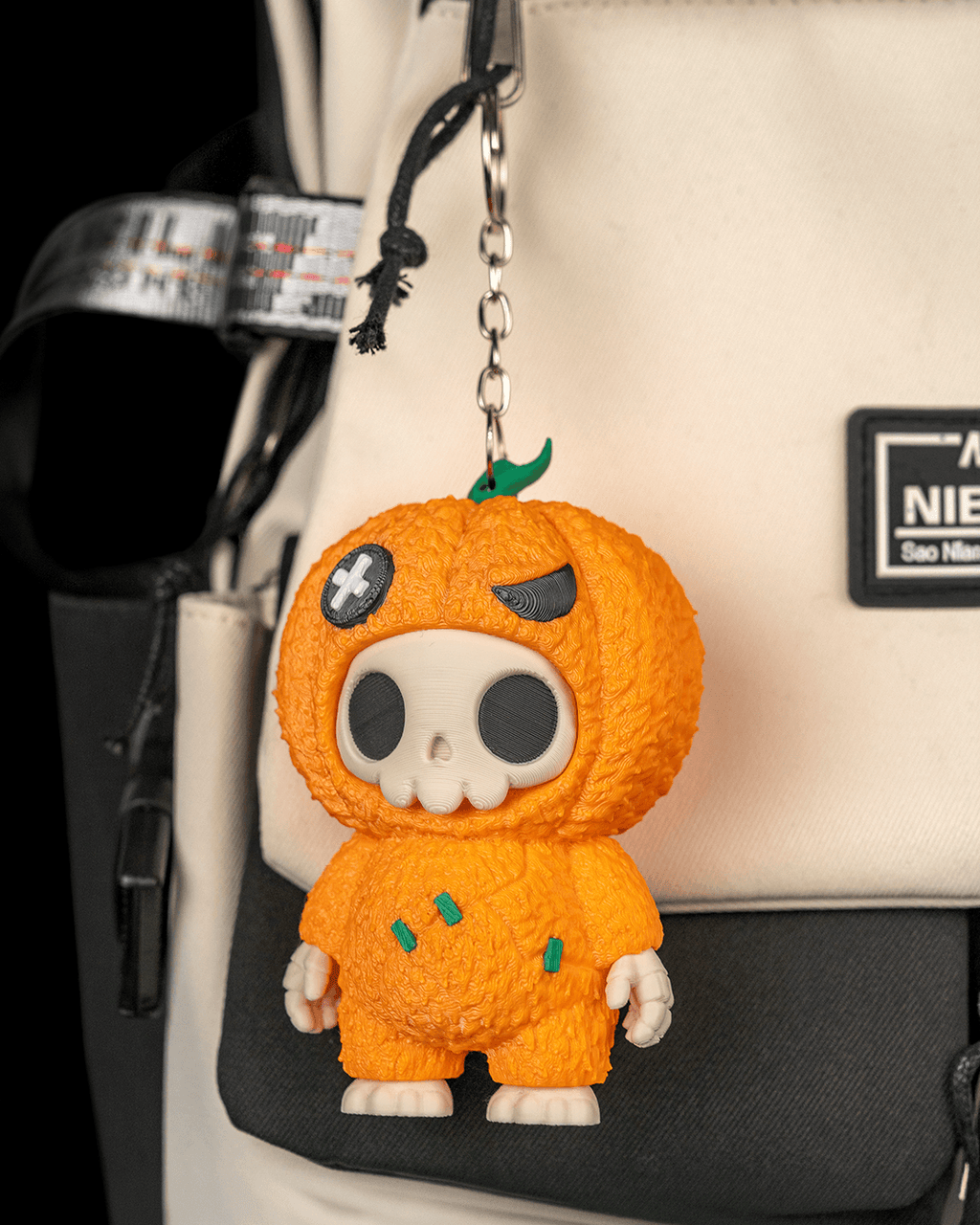 Punki Pull-Chain Skeleton Pumpkin Keychain Fidget Toy
