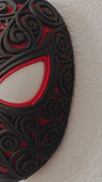 Video showing the Halloween Spider-Man wall art and its dimensional design.