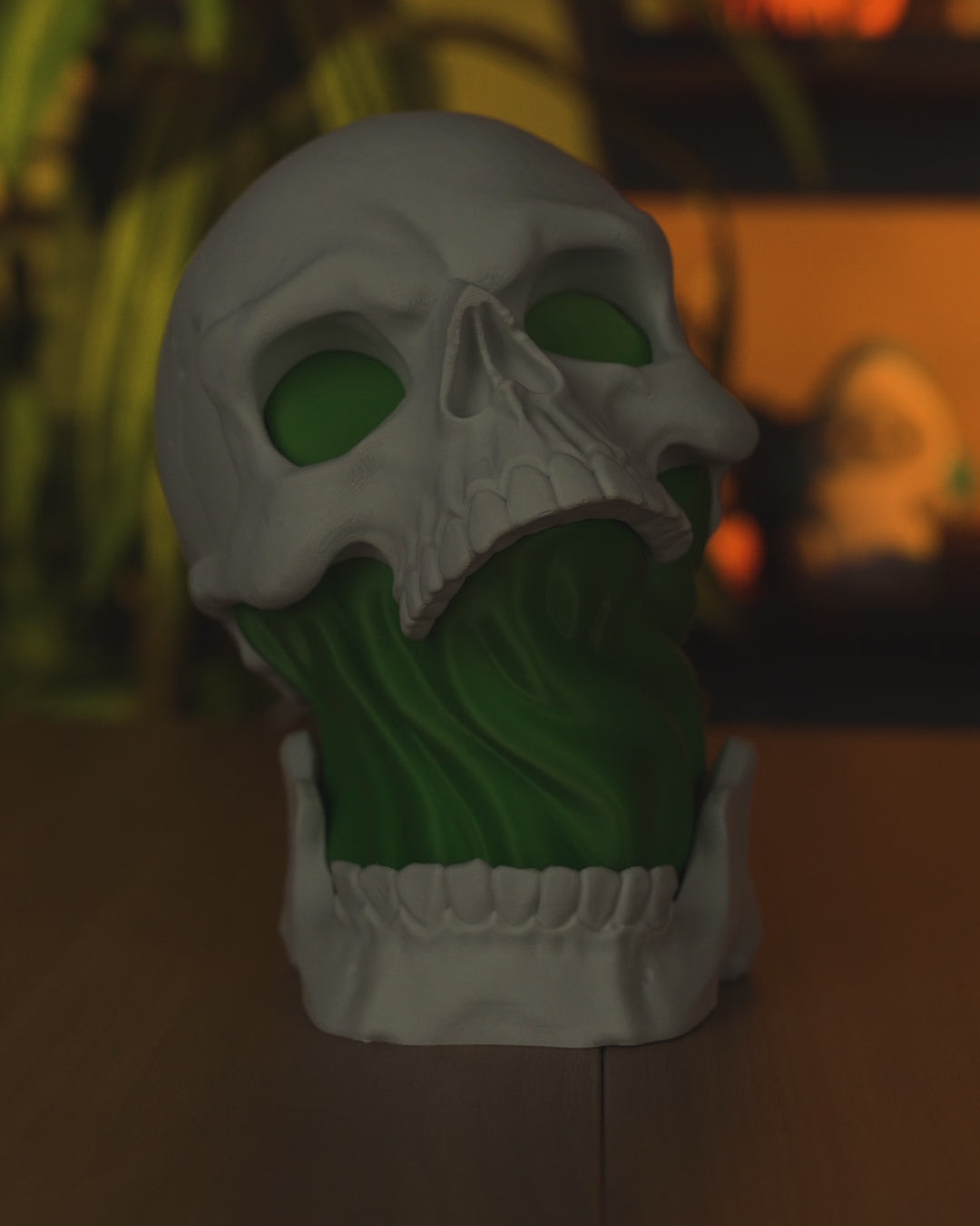 Toxic Skull Lamp demonstration showing the white skull and illuminated green center.